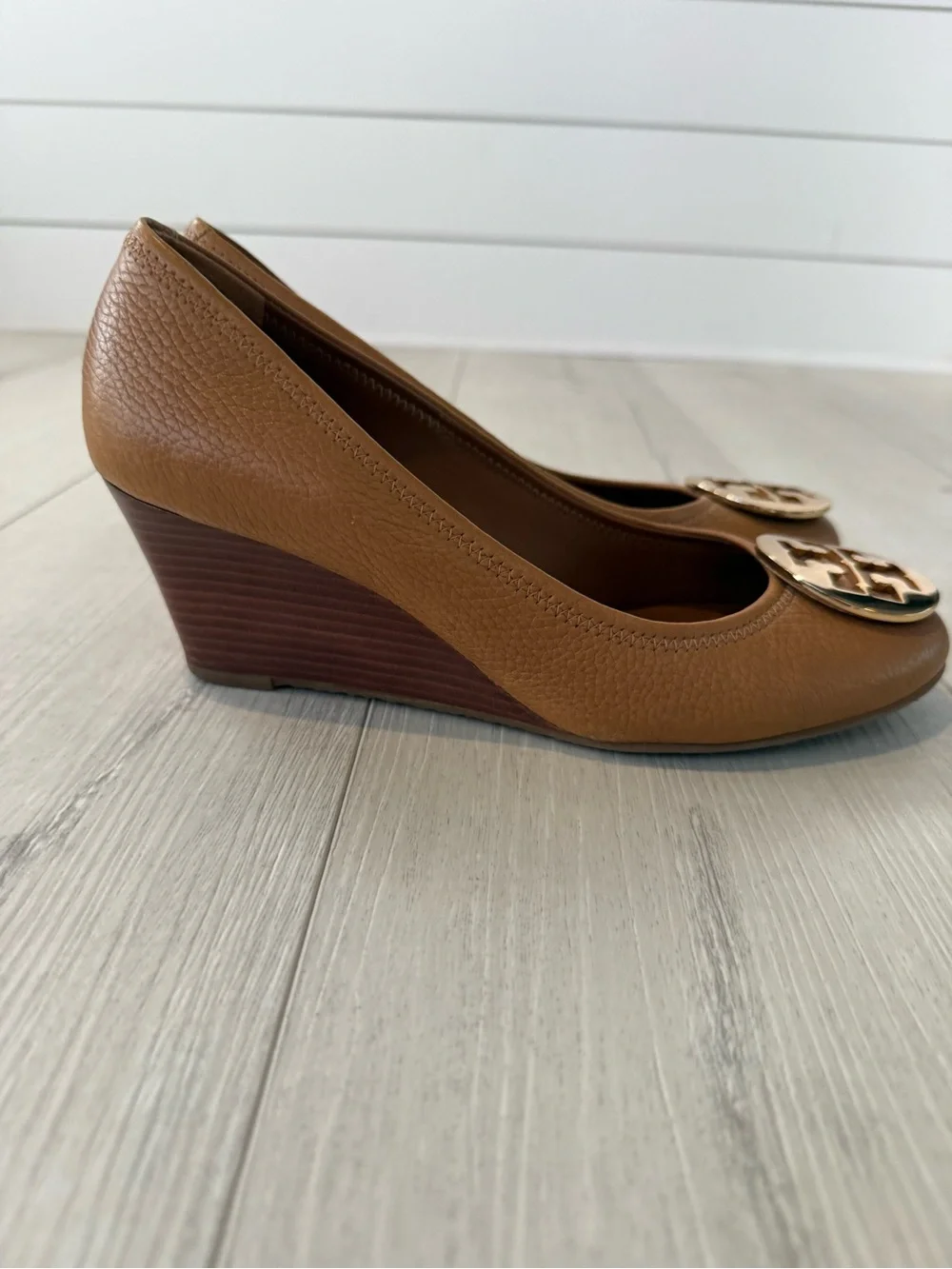 Tory Burch Tan Leather Wedge with Gold Logo Medallion